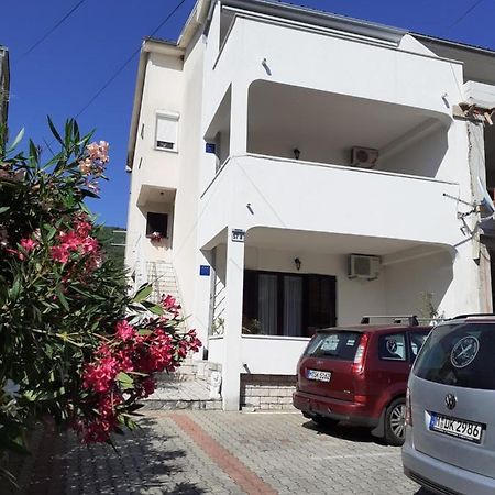 Apartmani Kramar Selce Exterior photo