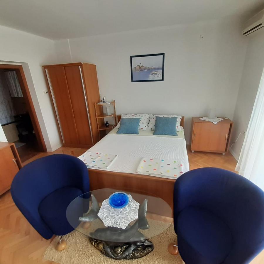 Apartmani Kramar Selce Exterior photo